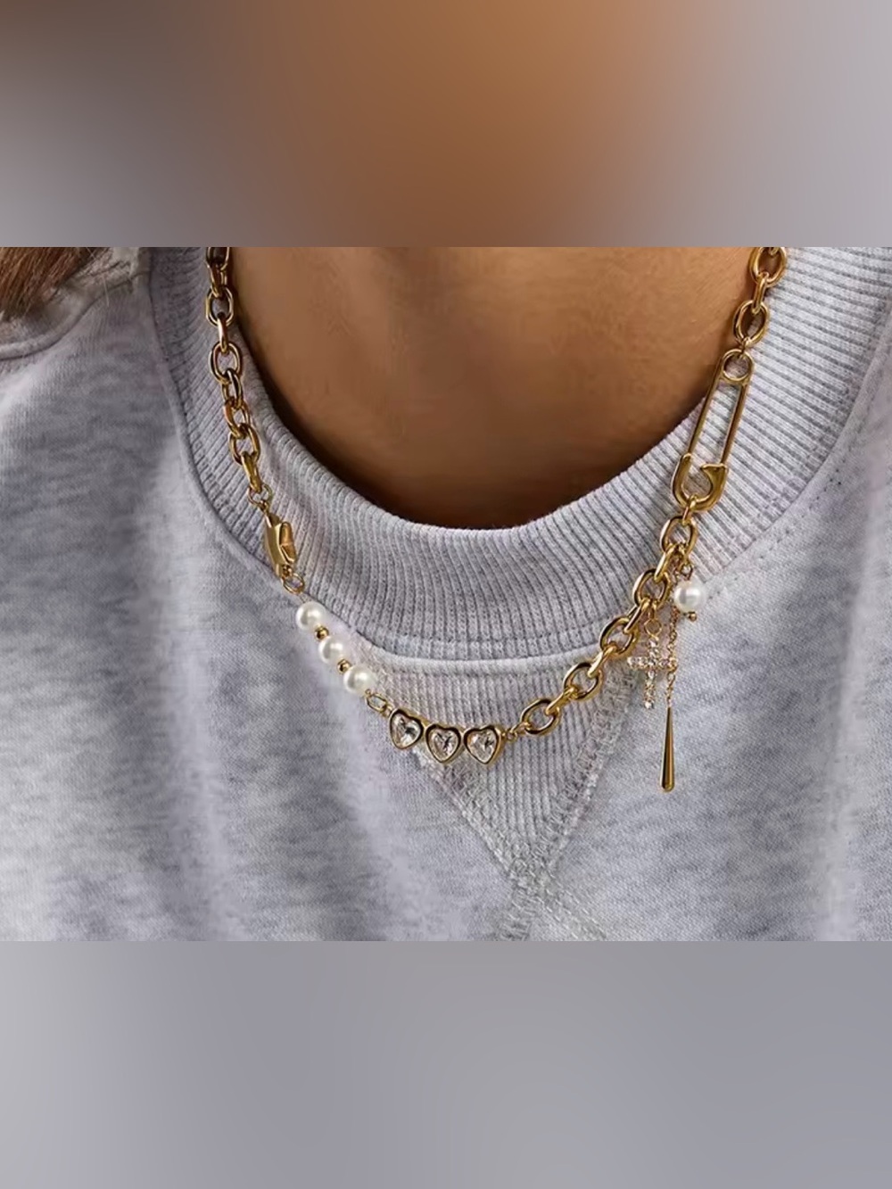 Gold and Pearl, Zircon Necklace
Stainless Steel